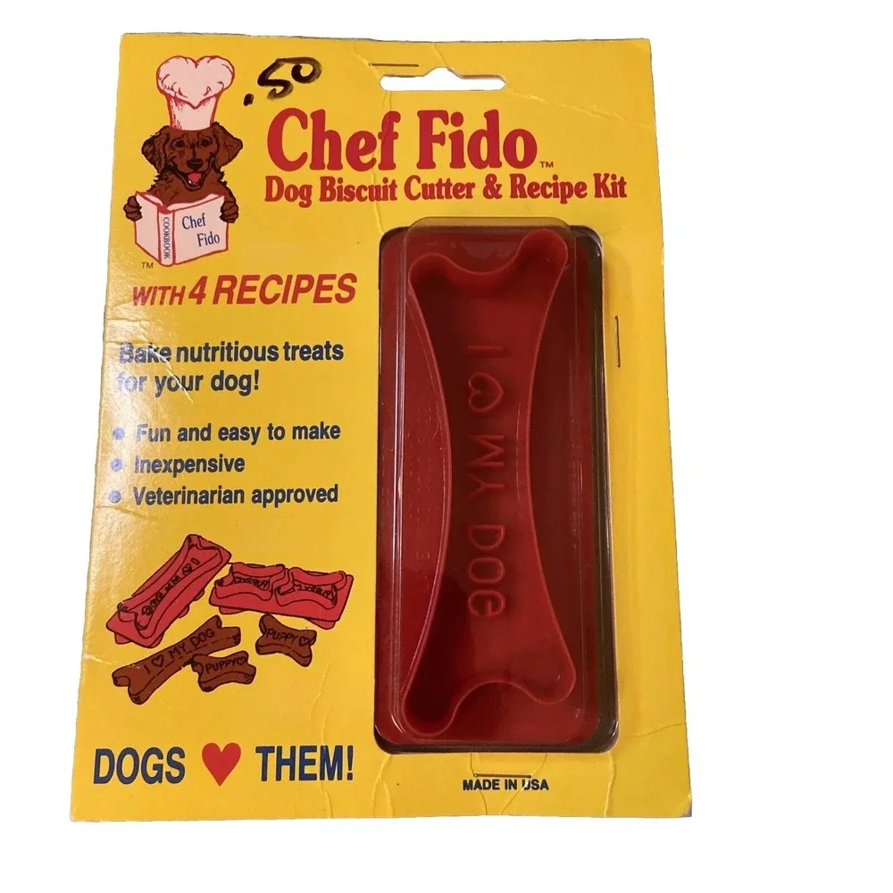 Chef Fido‎ Dog Biscuit Cutter 4 Recipes Bake Easy Nutritious Pet Treats NIB